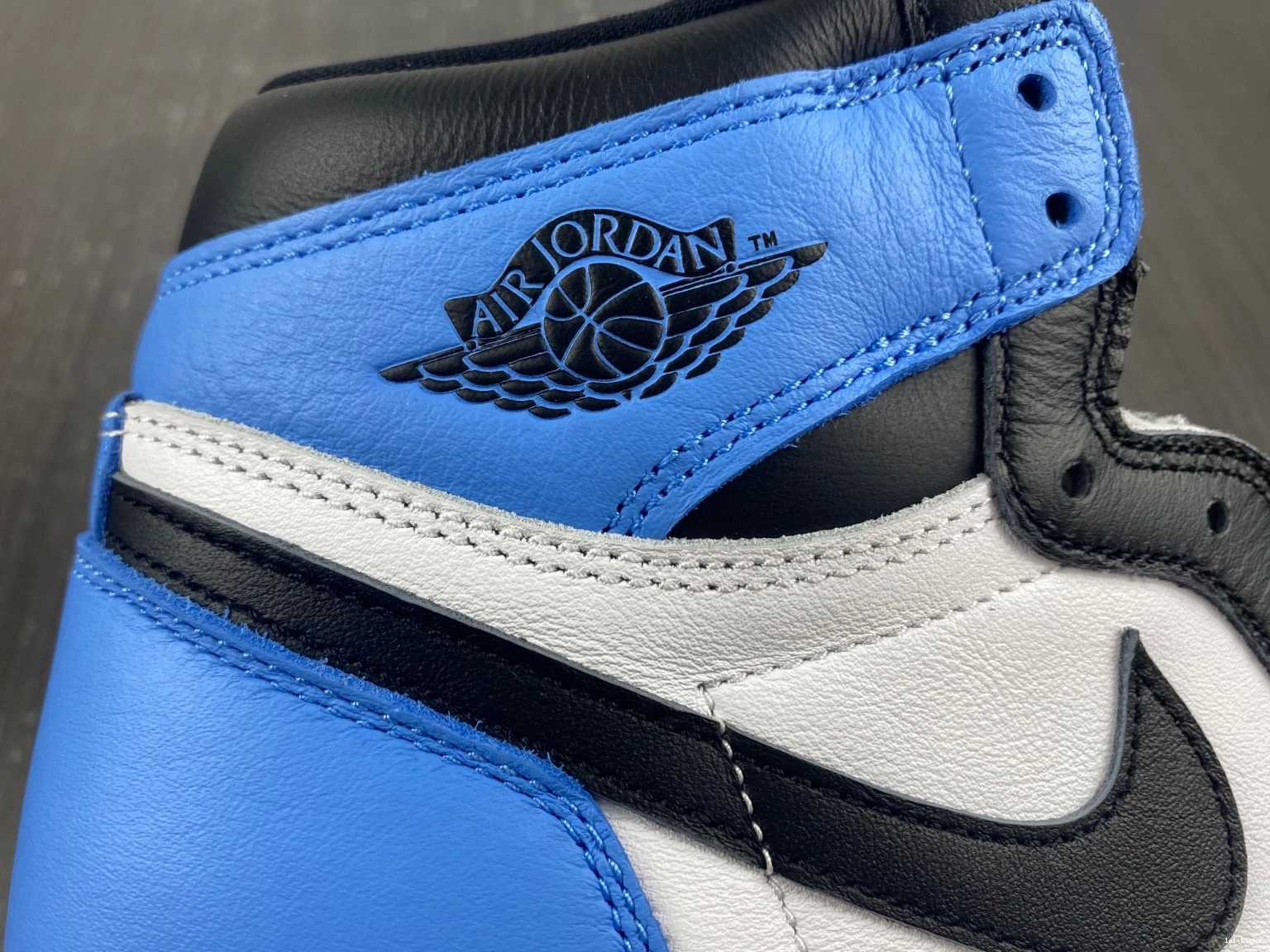 High 1 Jordan University OG DZ5485-400 Blue Air 1222